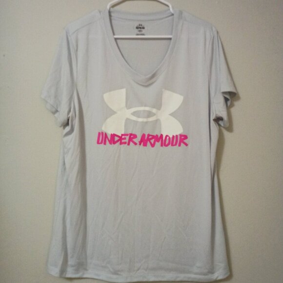Under Armour Tops - Under Armour v-neck T-shirt